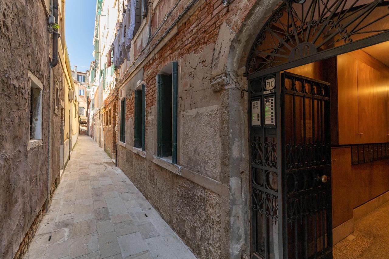 Cipriani Frari Canal View Apartment Venice Exterior photo